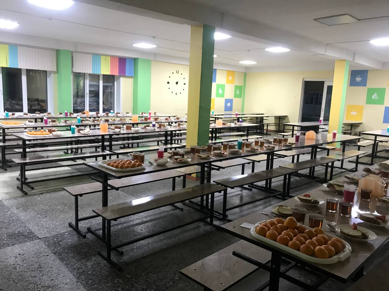 Изображения столовой.